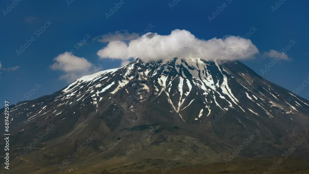 Mount Ararat peak timelapse video.