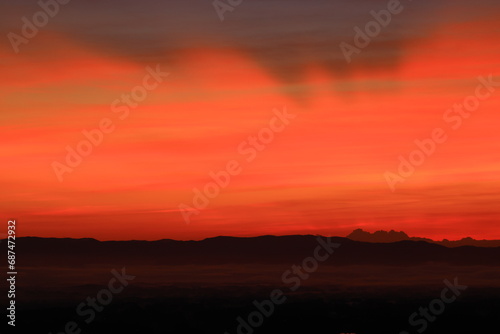 岩手県奥州市　夜明けの風景 © yspbqh14