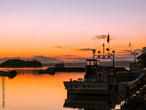 sunset in the harbor © 智寛 光田