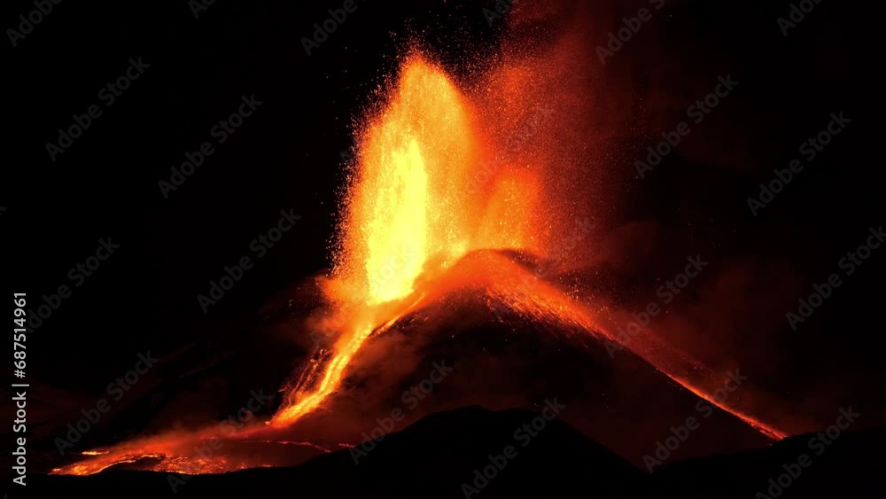 Attività eruttiva al cratere di SudEst dell'Etna, avvenuta in data 1 dicembre 2023.