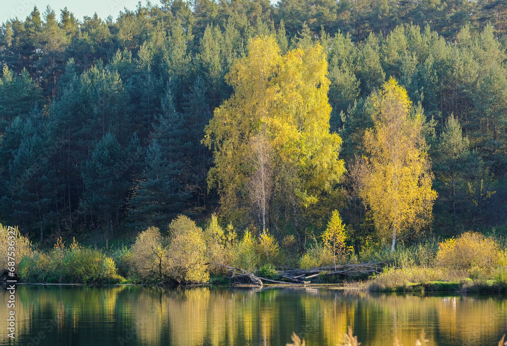 Whether sea, lake or river, water is one of the most beautiful elements of nature. Glistening in the sun, it makes every holiday even more beautiful.