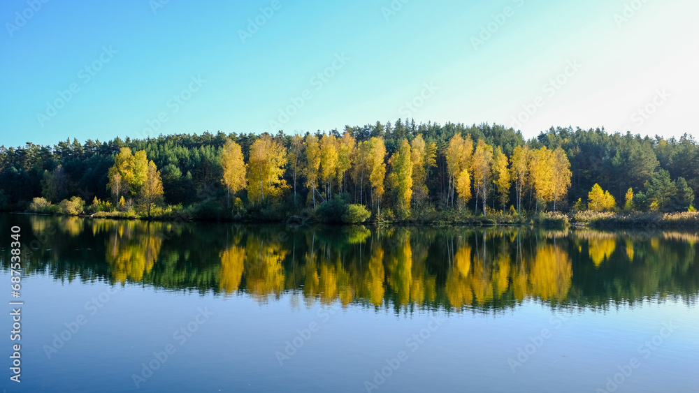 Fototapeta premium Whether sea, lake or river, water is one of the most beautiful elements of nature. Glistening in the sun, it makes every holiday even more beautiful.