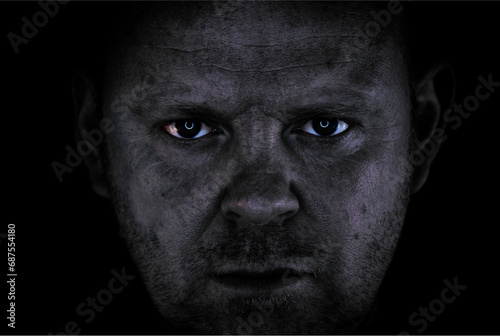 gesicht, Schwarz, auge, dunkel, person, kopf, aufgebracht, Portrait, Mann, fotogen, beängstigend, anschauen,  ernst, mann, schönheit, bart, dominant, ausdrucksstark, Gesichtsausdruck, Blick, Schatten