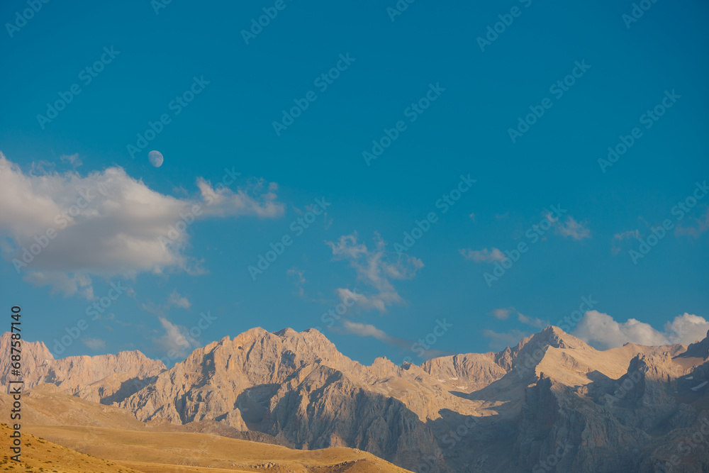 Fototapeta premium Breathtaking mountain landscape. The Anti Taurus Mountains. Aladaglar National Park. Turkey..
