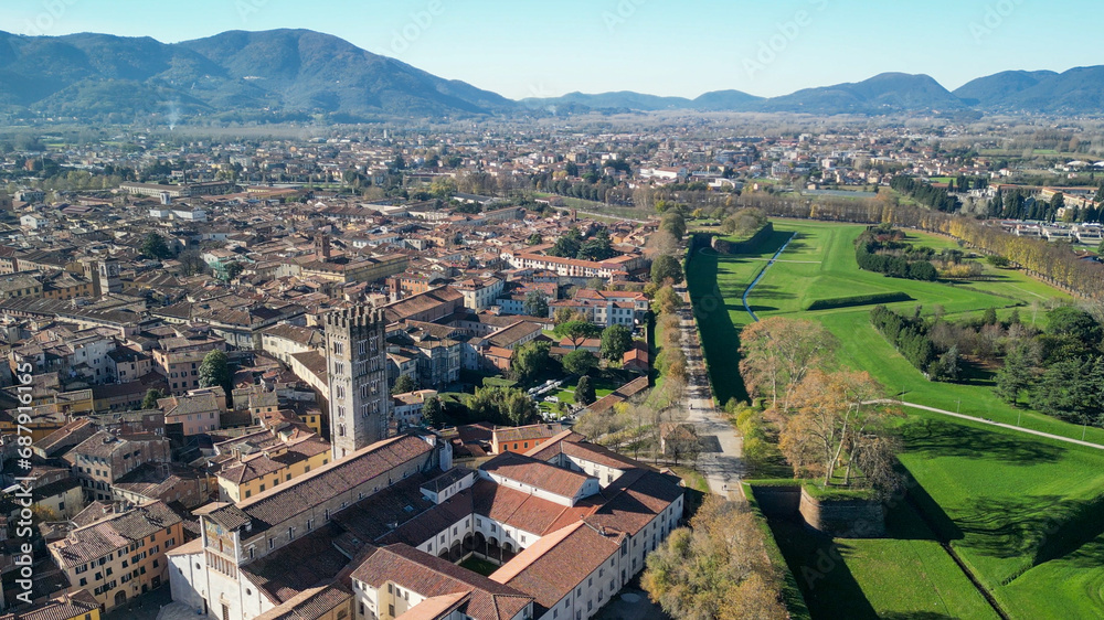 Obraz premium Aerial view of Lucca medieval town, Tuscany - Italy