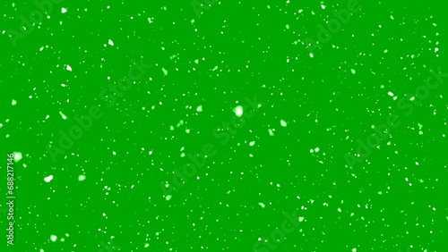 Falling snow on green screen