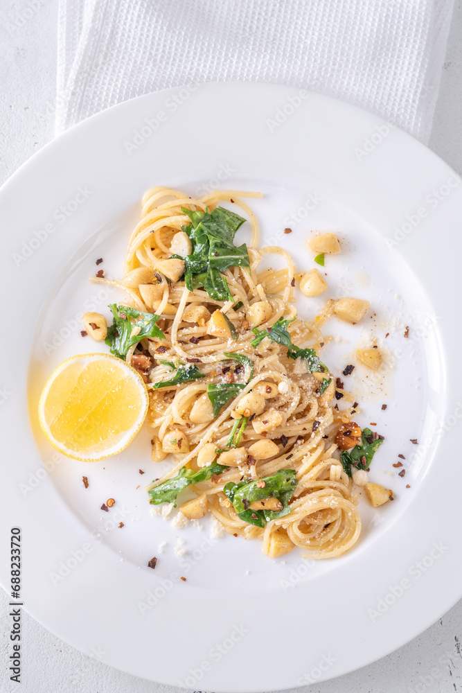 Lemon pasta with almonds Lemon pasta with almonds