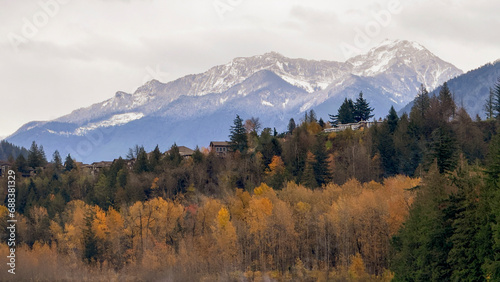 Fototapeta Naklejka Na Ścianę i Meble -  autumn in the mountains, Chilliwack, BC, Canada