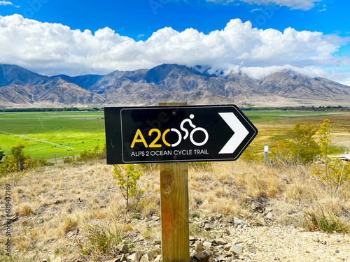 A2O ALPS TO OCEAN CYCLE TRAIL around Otago area
mountains in New Zealand