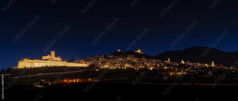 panorama nighttime view of the Basilica of San Francesco d'Assisi - obrazy, fototapety, plakaty 