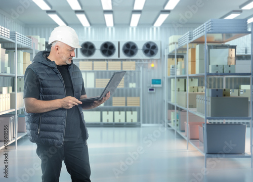 Man technologist in cold st...