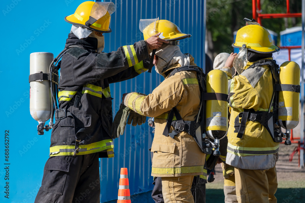 Fototapeta premium Firefighter training. Fire drill - rescue.