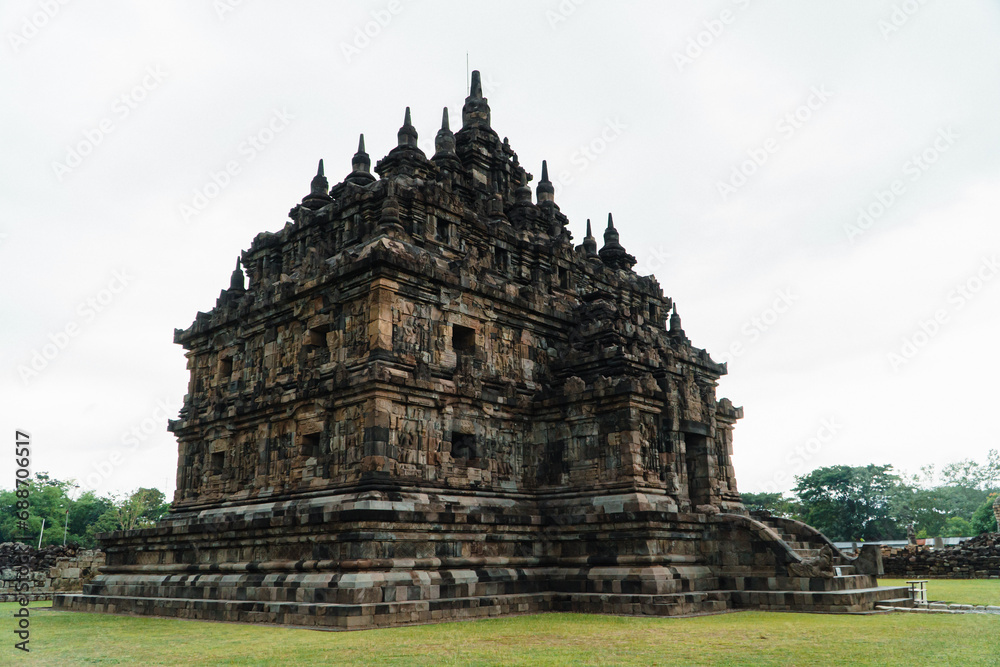 Plaosan Temple, a Buddhist temple that still stands strong with a majestic and clean stone building, is a historic place and also an amazing tourist destination.