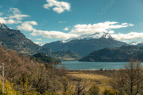 Montaña del lago © F