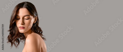Young woman with beautiful ...