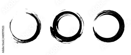 墨で書かれたブラシストローク