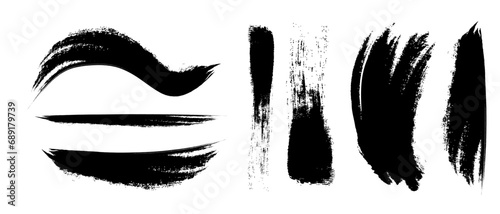 墨で書かれたブラシストローク