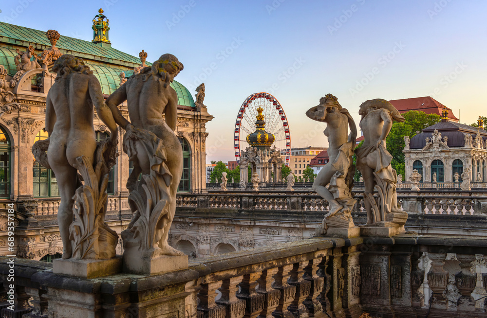  Zwinger palace (Der Dresdner Zwinger) Art Gallery of Dresden. In the foreground are statues of bathers. Dresden, Saxony, Germany.