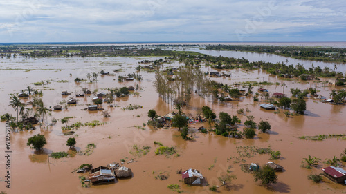 Fotografie intense tropical Cyclone Idai has made landfall in Mozambique’s Sofala region cl