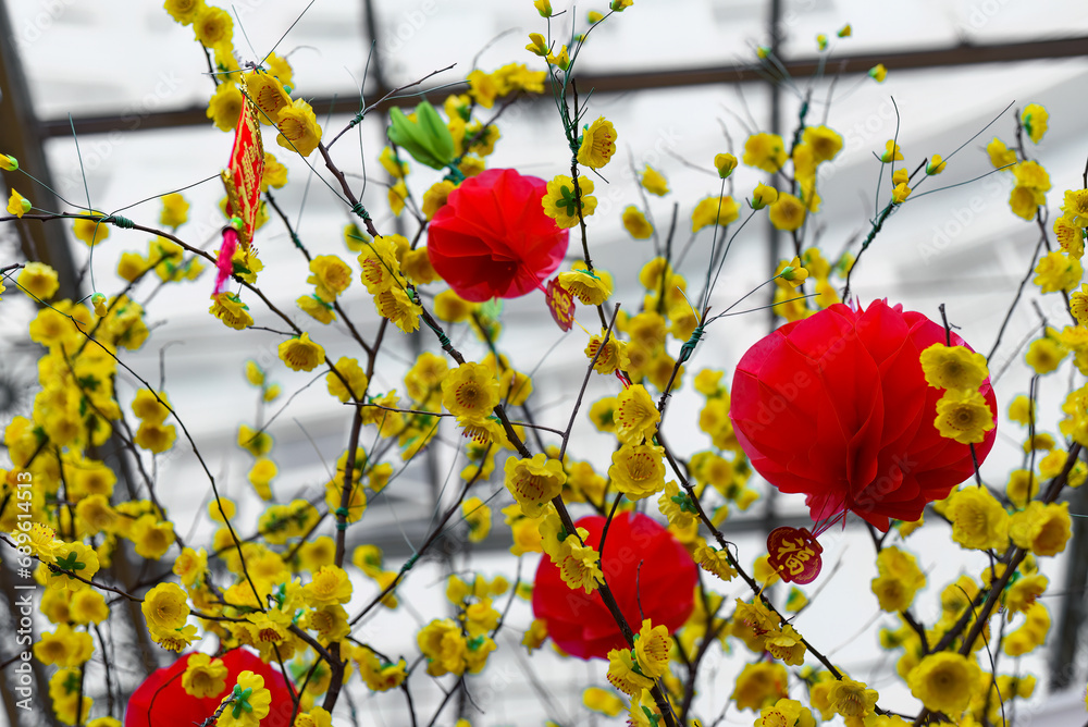 Obraz premium Red lanterns hanging in Vietnam for Tet Lunar New Year
