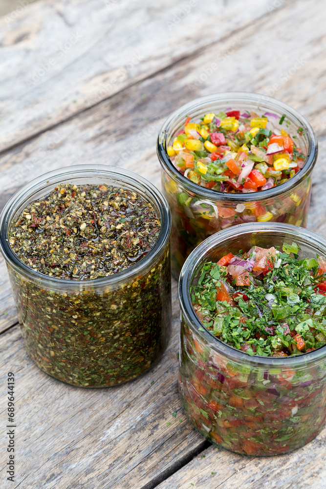 Salsas, condimentos Salsas, condimentos
