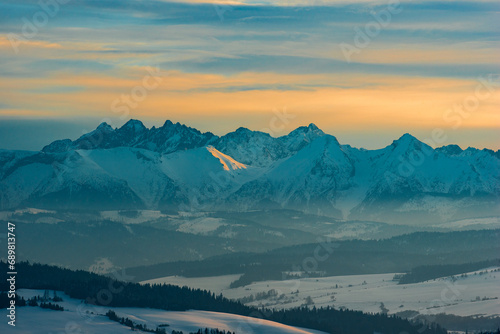Fototapeta Naklejka Na Ścianę i Meble -  Tatra Mountains in snow in sunny weather