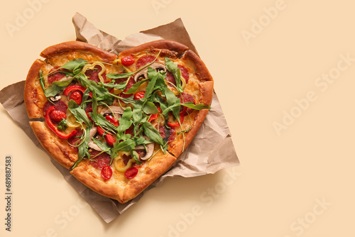 Tasty heart shaped pizza wi...