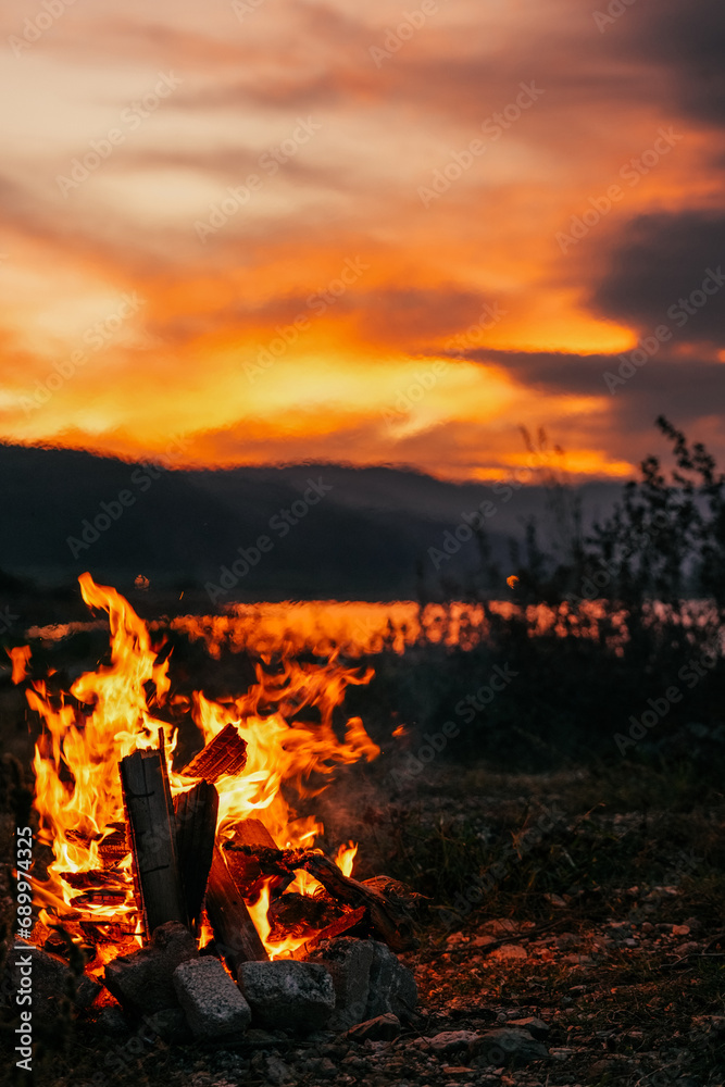 Enjoy this bonfire by the lakeside