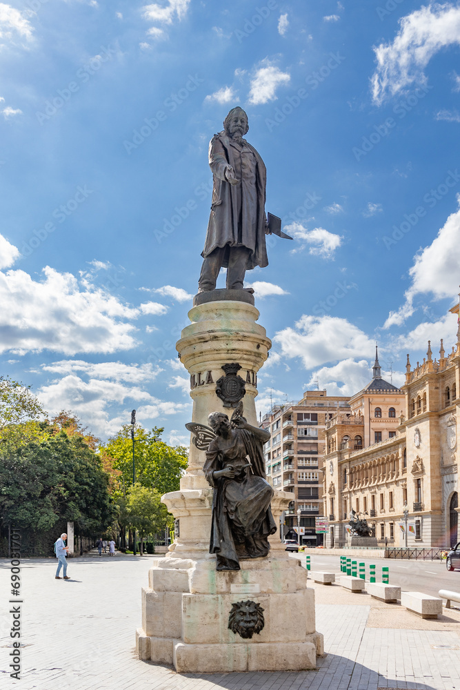 Fototapeta premium Valladolid, Spain - October 13, 2023: Views of the different buildings surrounding the Plaza de Zorilla in the historic city center of Valladolid, Spain