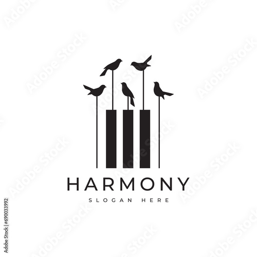 piano tune harmony musician minimalist logo design graphic vector