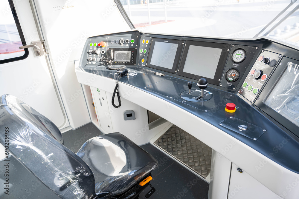 Obraz premium EMU subway cab