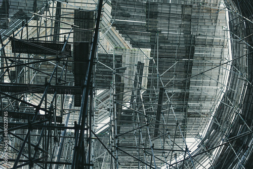 Wallpaper Mural scaffolding in confined space Torontodigital.ca