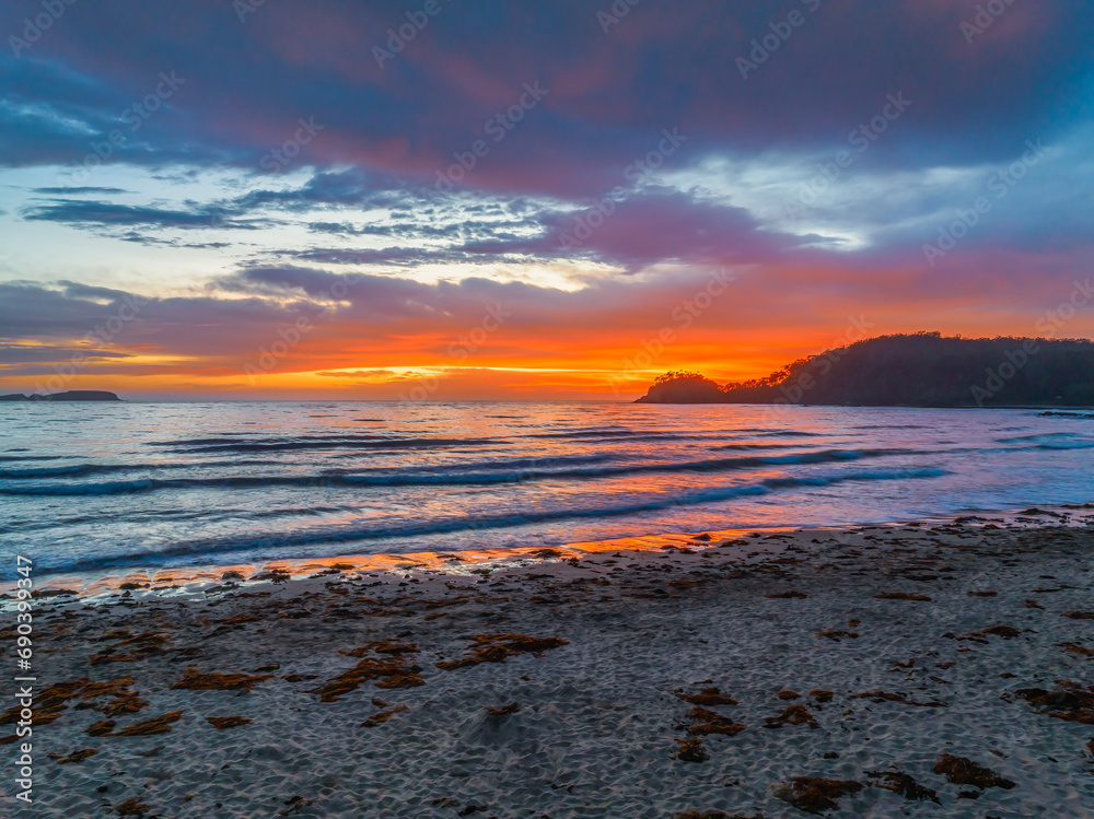 Obraz premium Summer Sunrise Seascape with Rain Clouds