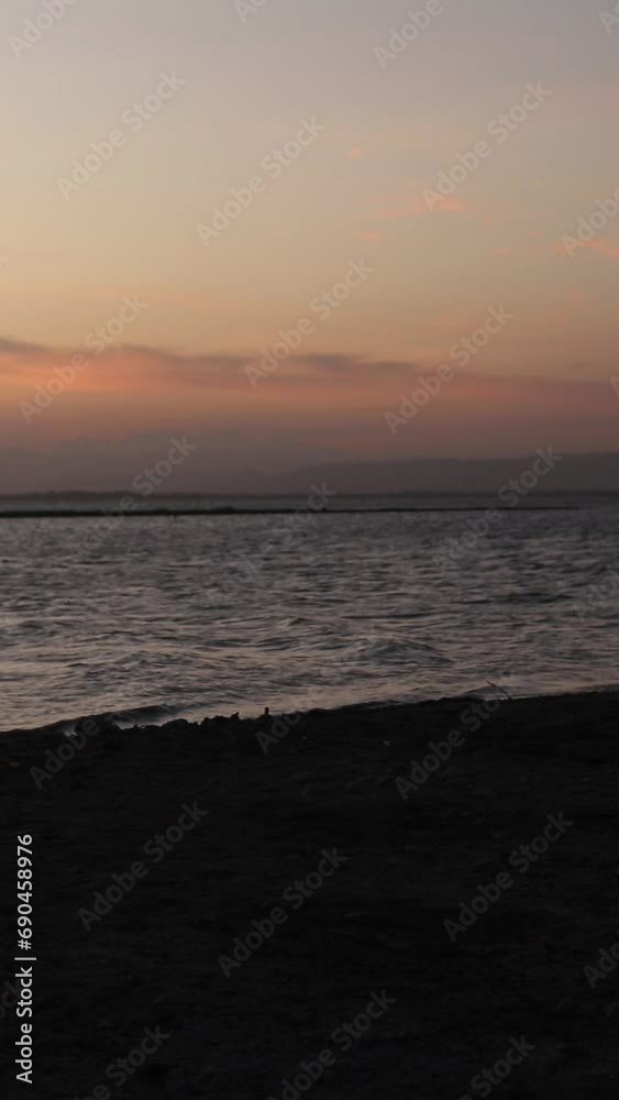 Vertical video of a Beautiful view of the sunset on a summer day. lake sunset Vertical video of a Beautiful view of the sunset on a summer day. lake sunset