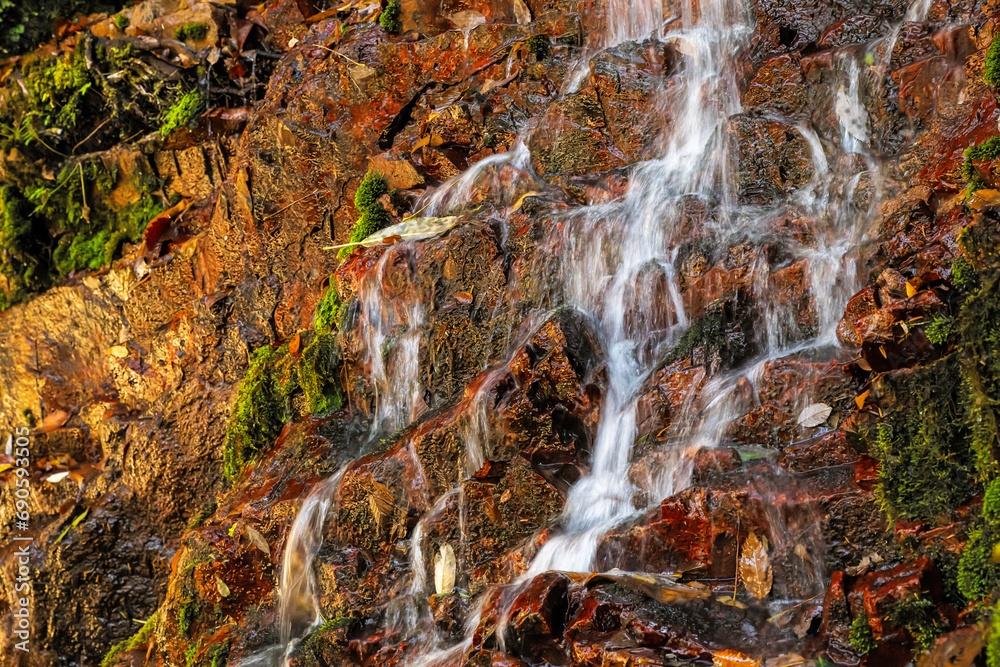 Fototapeta premium 三段峡、黒淵の赤滝