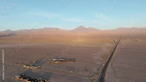 Por do sol de primavera em San Pedro de Atacama, deserto. Chile.  photo