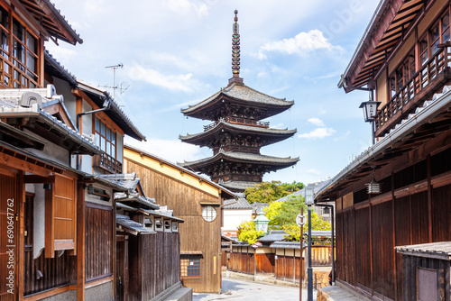 Historical old town of Kyoto with Yasaka Pagoda and Hokan-ji Temple in Japan