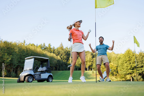Last Hole Triumph: Couple's Golf Victory
