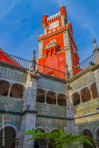 Obraz na plátně Fragment of Pena National Palace (Palacio Nacional da Pena) - Romanticist palace in Sao Pedro de Penaferrim