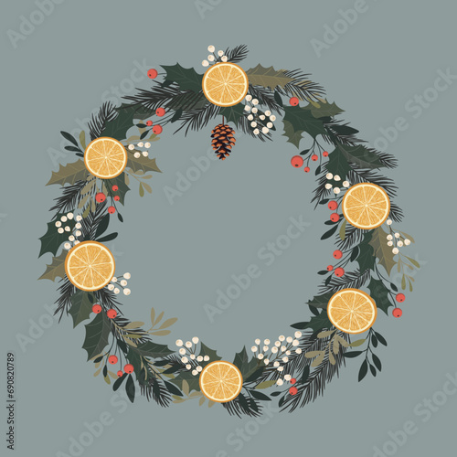 Świąteczna ramka z plastrami pomarańczy, liśćmi, gałązkami choinki, ostrokrzewem i jagodami. Zimowa kompozycja do designu na Boże Narodzenie i Nowy Rok.