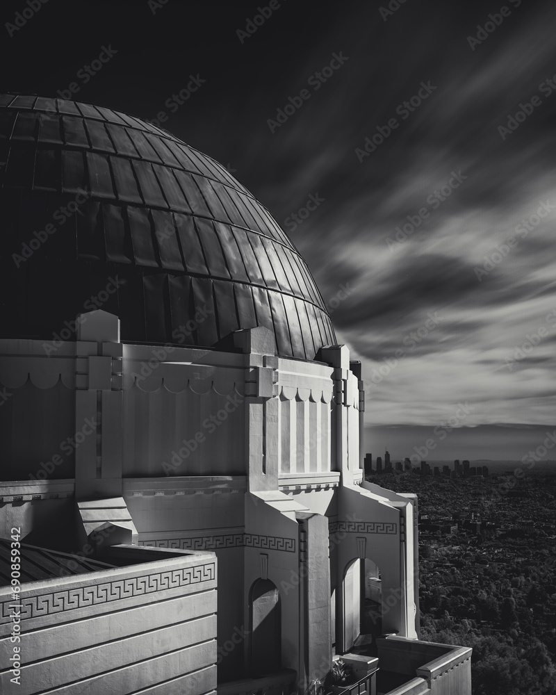 Fototapeta premium The dome of Griffith Observatory