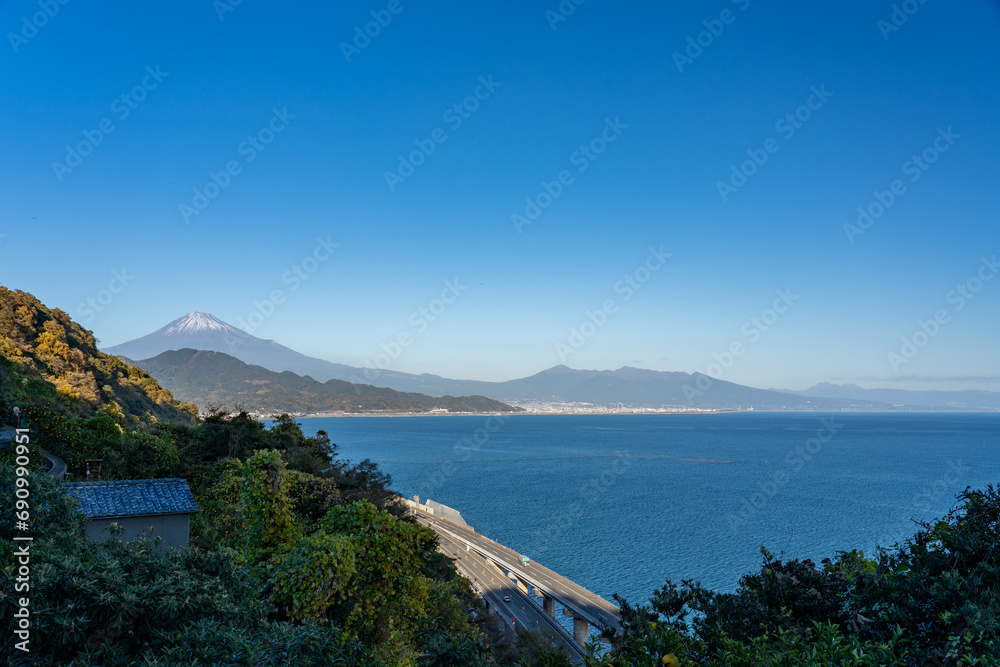 薩埵峠から見る富士山と駿河湾 静岡県 静岡市