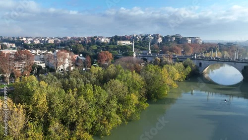 Italia, Roma Nord: il viadotto di Corso Francia sopra il fiume Tevere. 
Vista aerea del ponte che collega il quartiere Parioli con Fleming e Vigna Clara, in una mattina di autunno. photo