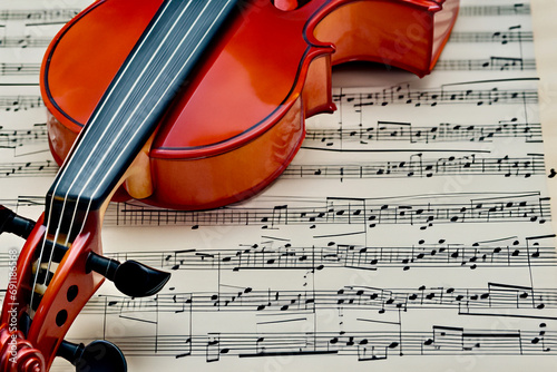 バイオリンと楽譜