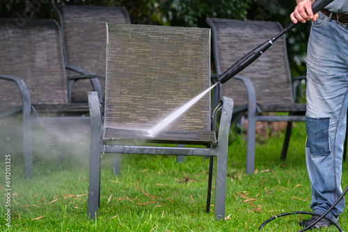 waterblasting outdoor furniture