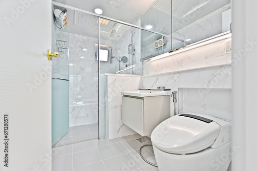 The most simple and clean bathroom design
