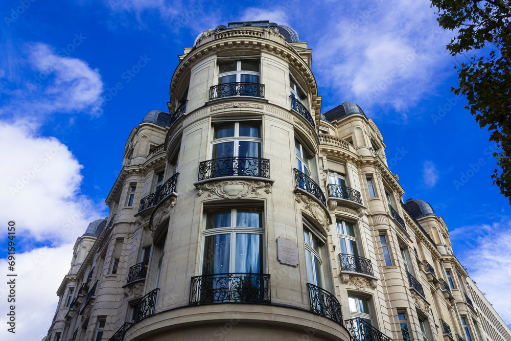 The soaring facade of a grand French building 