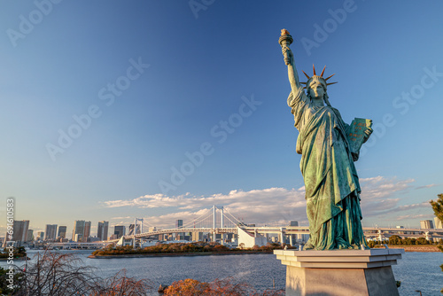 Photos Statue of Liberty on Odaiba Island