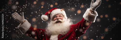 Der Weihnachtsmann jubelt und feiert lautstark | Banner photo