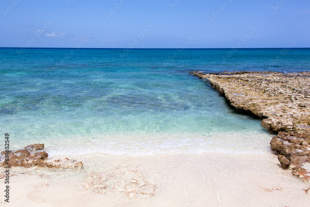 Grand Cayman Island Rocky Seven Mile Beach